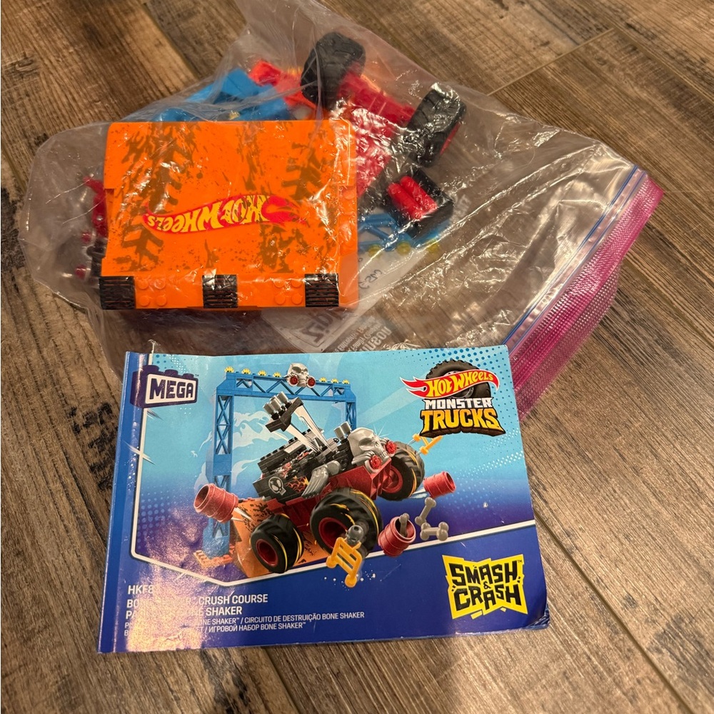 Mega Hot Wheels Monster Trucks Building Set - bone shaker